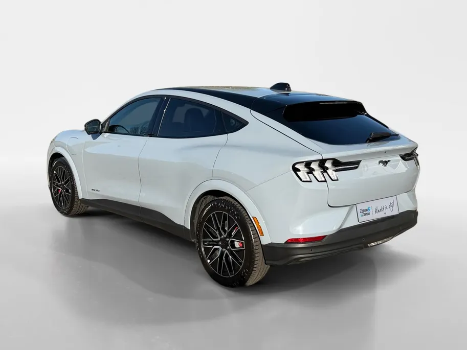 Ford Mustang Mach-E Extended Premium RWD 88 kWh | Direct Leverbaar | €1000,- Voordeel | 360 Camera | Winterpack | 19 LM Velgen | Technology Pack | Rijklaar Prijs | B&O Audio |