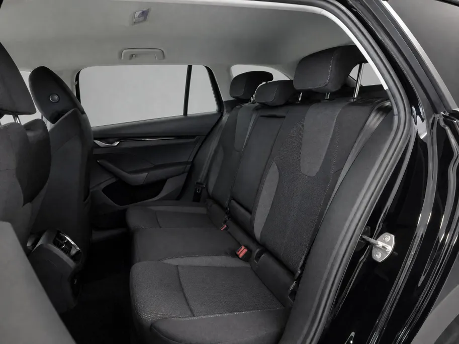 Škoda Octavia combi Business Edition 1.5 TSI 85 kW / 115 PK Combi 6 ve | Trekhaak | Sunset | 1000,- inruilpremie