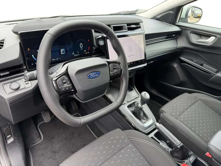 Ford Puma 1.0 EcoBoost Hybrid Titanium 125PK | Uit Voorraad Leverbaar | €5.000,- Ready Set Ford Bonus | 0,99% Ford Options | Afneembare Trekhaak | Winterpakket | Achteruitrijcamera | Parkeersensoren voor & achter | Apple Carplay & Android Auto
