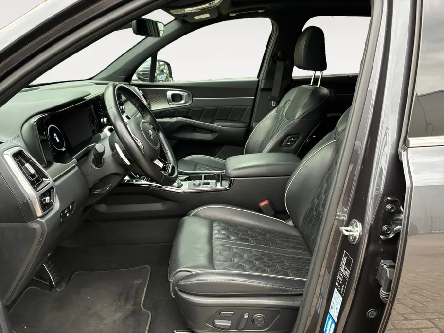 Kia Sorento 1.6 T-GDI Plug-in Hybrid 4WD ExecutiveLine 5p. | Panoramadak | Leder | Stoel- en stuurverwarming | Carplay | 360 Camera | Bose