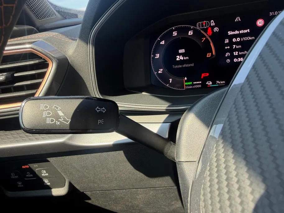 CUPRA Formentor 1.5 TSI e-Hybrid Business Stoel & Stoelverwarming | Camera | Apple Carplay & Android Auto | Automatische Achterklep | Adaptieve Cruise Control | 12 Maanden BOVAG Garantie