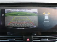 Kia e-Niro DynamicPlusLine 64 kWh | Warmtepomp | Schuif/kantel dak | 17' LM | Airco | Cruise | Navi | Camera |