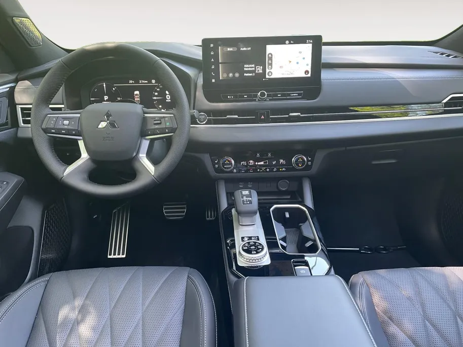 Mitsubishi Outlander 2.4 PHEV Black Edition 2.4 PHEV Black Edition | 6000 EURO KORTING | ALLE OPTIES | DIRECT LEVERBAAR |