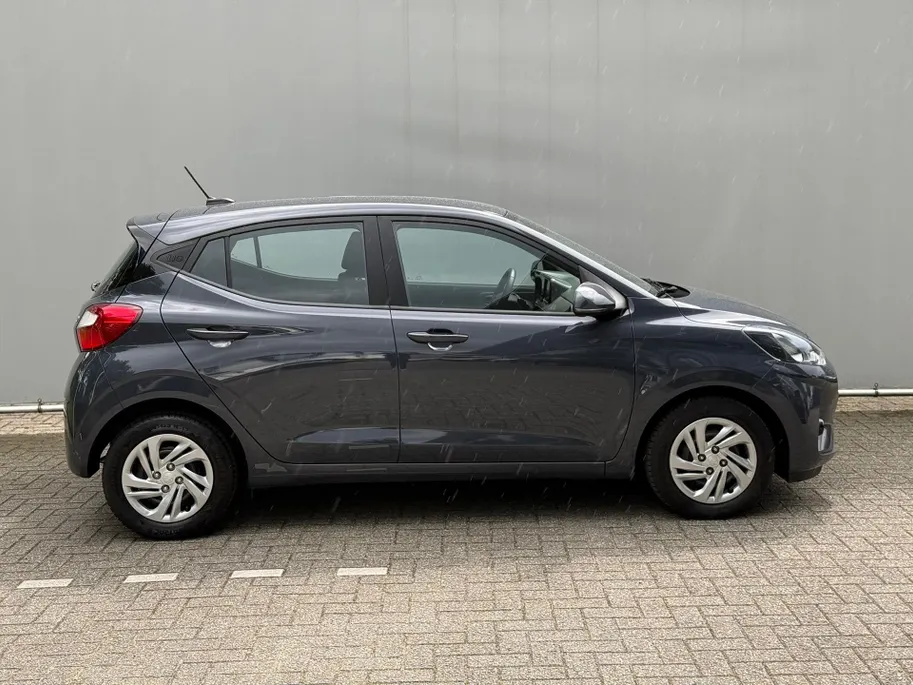 Hyundai i10 1.0i Aut Comfort Smart/ AUTOMAAT / Navigatie + Camera / Cruisecontrol! /