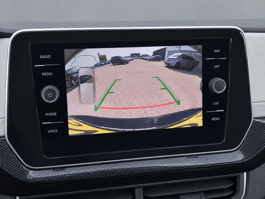 Volkswagen T-Cross 1.0TSI/116PK Style · Navigatie · Apple/Android Car Play · Camera + Parkeersensoren · Stoelverwarming ·