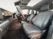 Hyundai Kona 1.6 GDI HEV Premium Sky | Schuif-/kantel dak | Navigatie | Apple Carplay/ Android Auto | Stoelventilatie | Stuur/ Stoelverwarming |