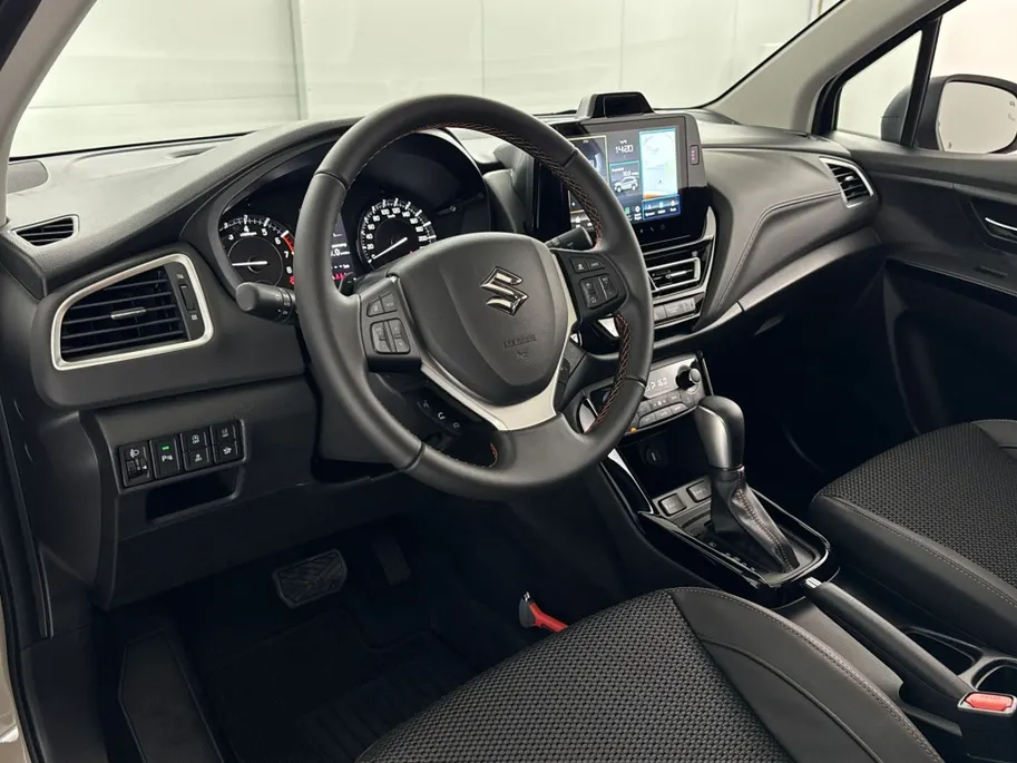 Suzuki S-Cross 1.4 Style Special Edition Smart Hybrid Automaat | Panoramadak | €2.000,- + €750,- voorraadkorting!
