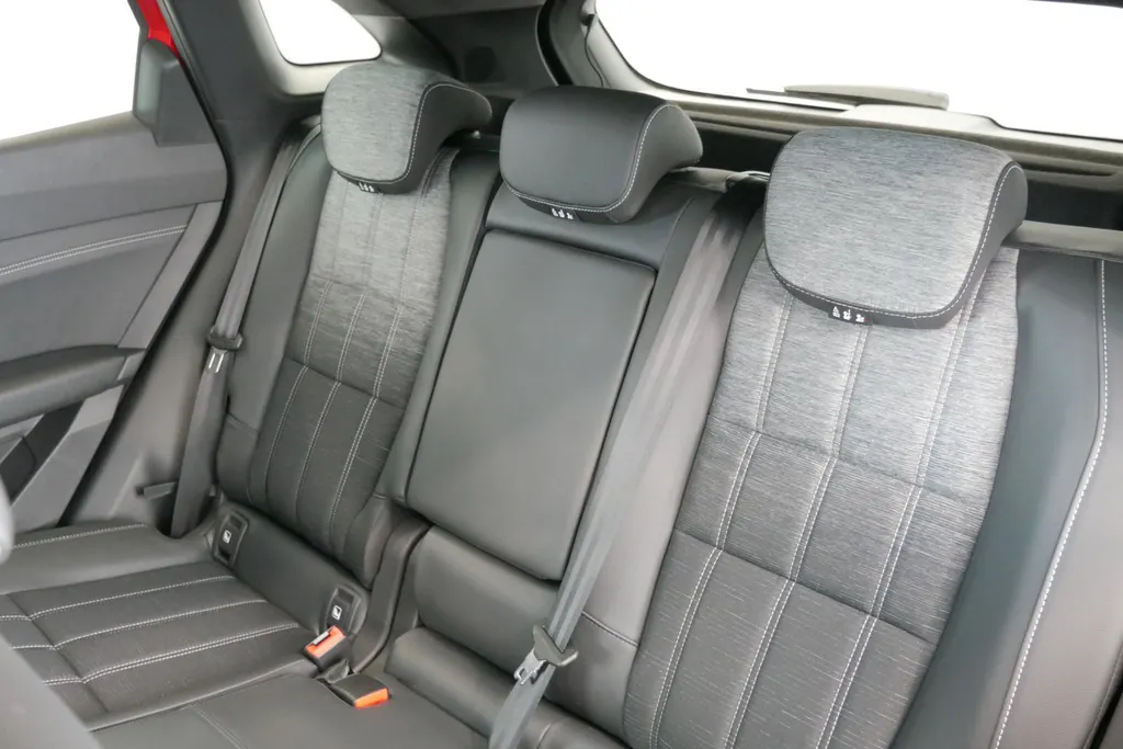 Renault Austral 1.2 E-Tech full hybrid 200 techno | Profiteer nu van €4.000,- Zeeuw & Zeeuw voorraadkorting | Uit voorraad leverbaar! OP=OP