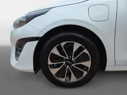 Kia Ceed Sportswagon 1.6i PHEV DynamicPlusLine Navi | Camera | Stoel + Stuurverwarming | Elektr. Achterklep | LED | Apple Carplay & Android Auto | Metallic lak | NAP