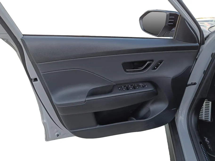 Hyundai Kona 1.6 GDI HEV N Line Sky | Apple Carplay/Android Auto | Kunstlederen/suede bekleding | Lichtmetalen velgen 5-spaaks 18 | Schuif/kanteldak