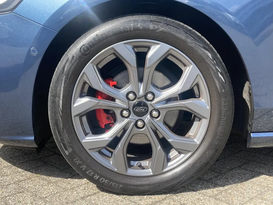 Ford Focus 1.0 EcoBoost Hybrid 155pk Automaat ST Line X Wagon Navigatie - Apple Carplay/ Android Auto - Winter Pack - Driver Assistance Pack