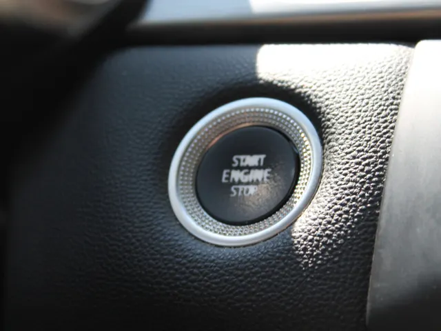 Renault Captur 1.3 TCe 130 AUT Intens | Climat Control | Trekhaak | Camera | Cruise