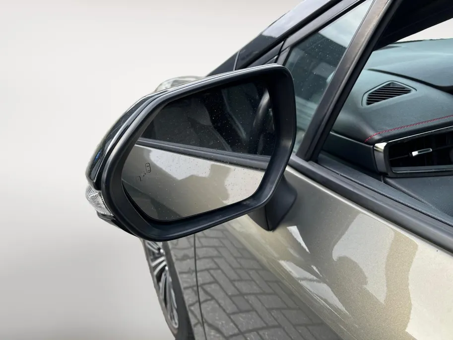 Toyota Corolla Touring Sports 1.8 Hybrid Executive Virtual Display | 2022 | 50.000 km | Automaat