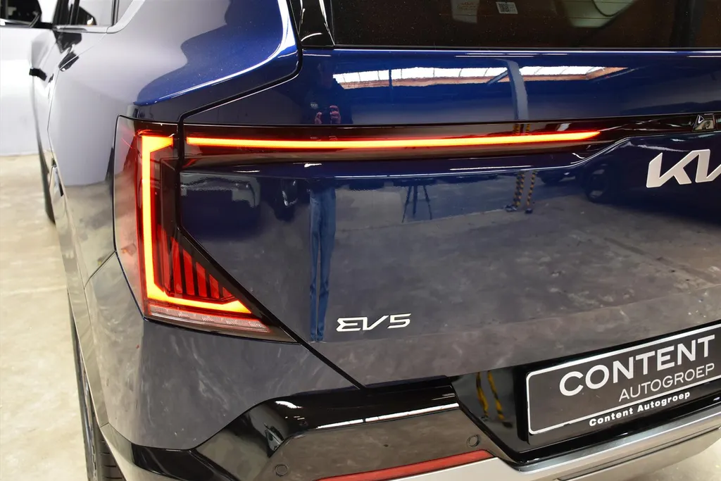 Kia EV5 81,4 kWh 217pk 2WD Plus NIEUW TE BESTELLEN