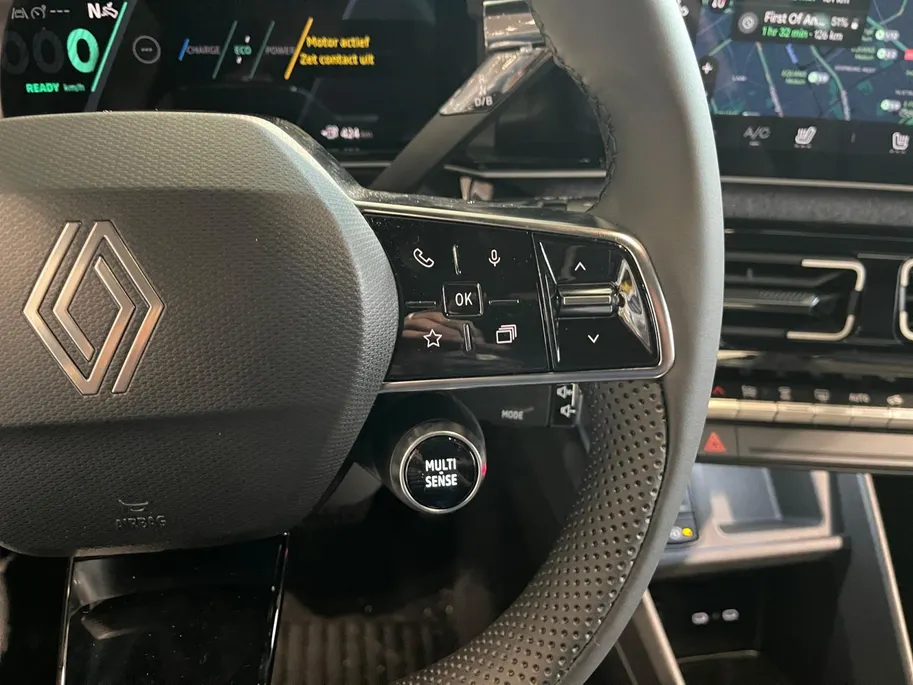 Renault 5 comfort range techno 52 kWh OP VOORRAAD OP=OP  NU MET €1,800-
