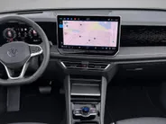 Volkswagen Tiguan 1.5eHybrid 150kW/204PK Elegance · Leder · Panoramadak · Trekhaak · 360°Camera · Garantie t/m 08-09-2030 of 100000km.