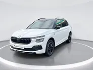 Škoda Kamiq Monte Carlo 1.0 TSI 85kW/115PK SUV 6 versn. handgeschakeld | Metallic Lak | Winter pakket | 17'' Lichtmetalen Velgen | DEMO Deal!