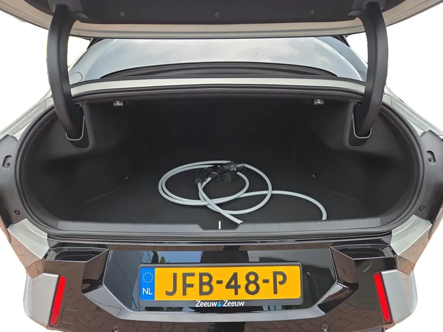 Kia EV4 GT-PlusLine 81.4 kWh Meest luxe uitvoering | 204 PK | Metallic lak | Fabrieksgarantie t/m 6-9-2032 + 3x 1 jaar*| NAP