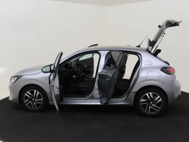 Peugeot 208 1.2 PureTech Allure Navi via Carplay | Cruise Control