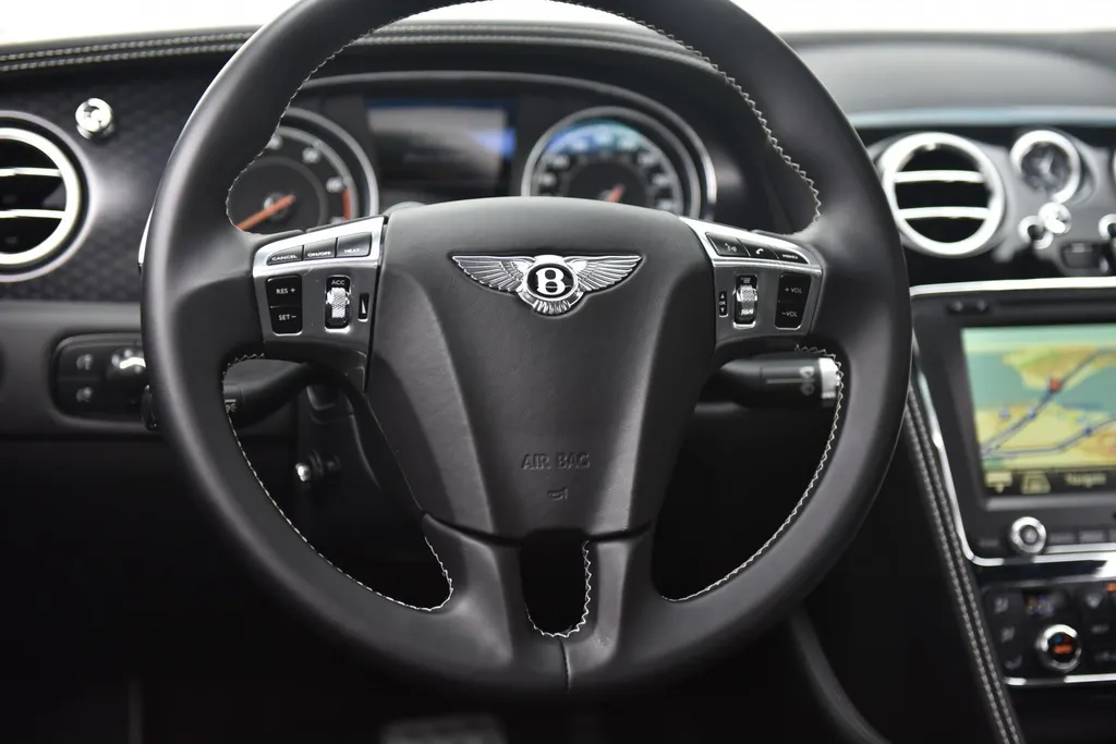 Bentley Flying Spur 6.0 W12 S