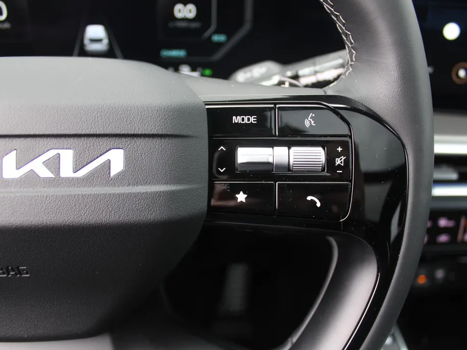 Kia Sorento 1.6 T-GDi Plug-in Hybrid 4WD ExecutiveLine 7p | Stuur-/stoelverwarming + ventilatie | Schuifdak | Leer | 360 Camera | Elek. stoelverst. | HUD | LED | 19' LM |