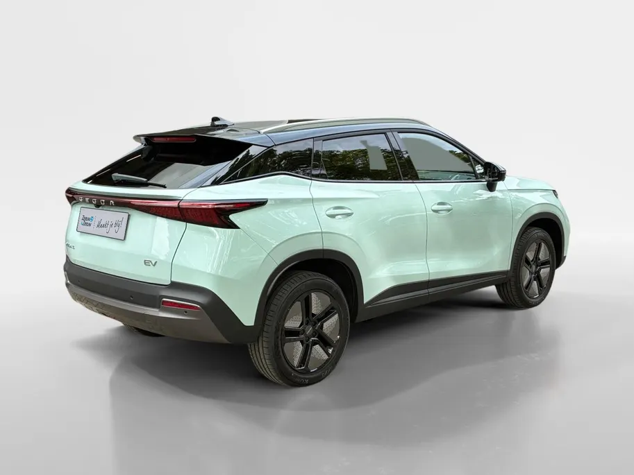 Omoda 5 EV Premium 61 kWh | Nieuw uit voorraad leverbaar | Stoelverwarming-/ventilatie | Panorama dak | Leder | 7 jaar Fabrieksgarantie