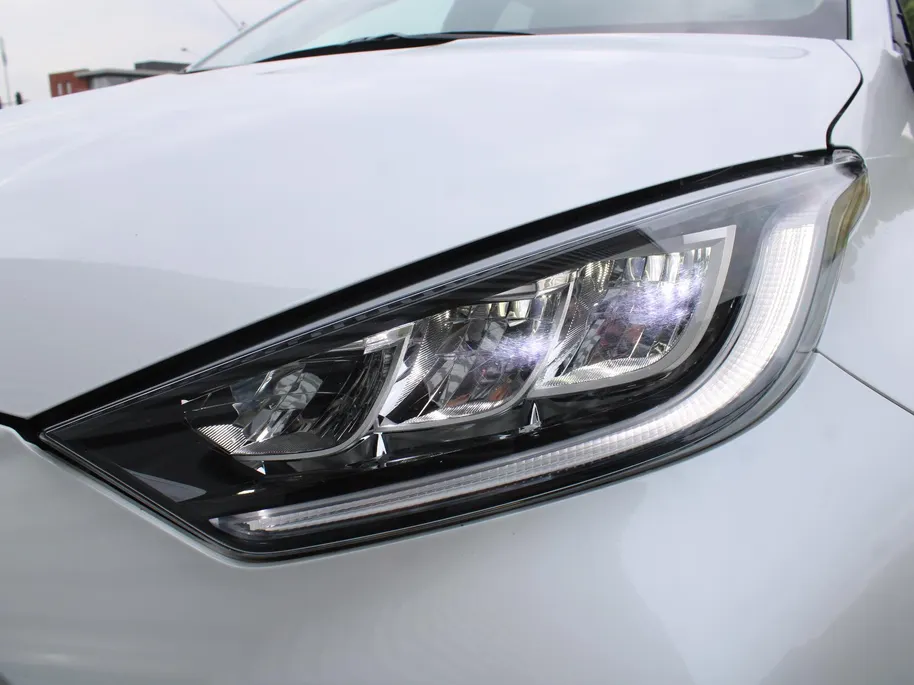 Mazda 2 Hybrid 1.5 Select | Airco | 16' LM | Android / Apple carplay | PDC | Camera | Keyless |