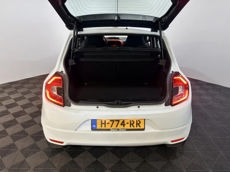 Renault Twingo 75PK SCe Collection | Airco | USB | Elektrische Ramen & Spiegels | Centrale Deurvergrendeling | LED Dagrijverlichting | Licht Sensor | Bluetooth |