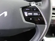 Kia Niro EV DynamicPlusLine 64.8 kWh | Airco | Navi | Camera | Cruise | 17' LM | PDC |