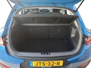 Kia Stonic 1.0T DynamicLine | Camera | Climate control | Apple Carplay / Android Auto | Cruise control | Parkeersensoren achter | Lichtmetalen velgen 16inch |