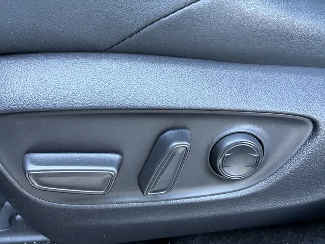 Toyota RAV4 2.5 Hybrid Style | Stoel/stuurverw | Lederen bekleding