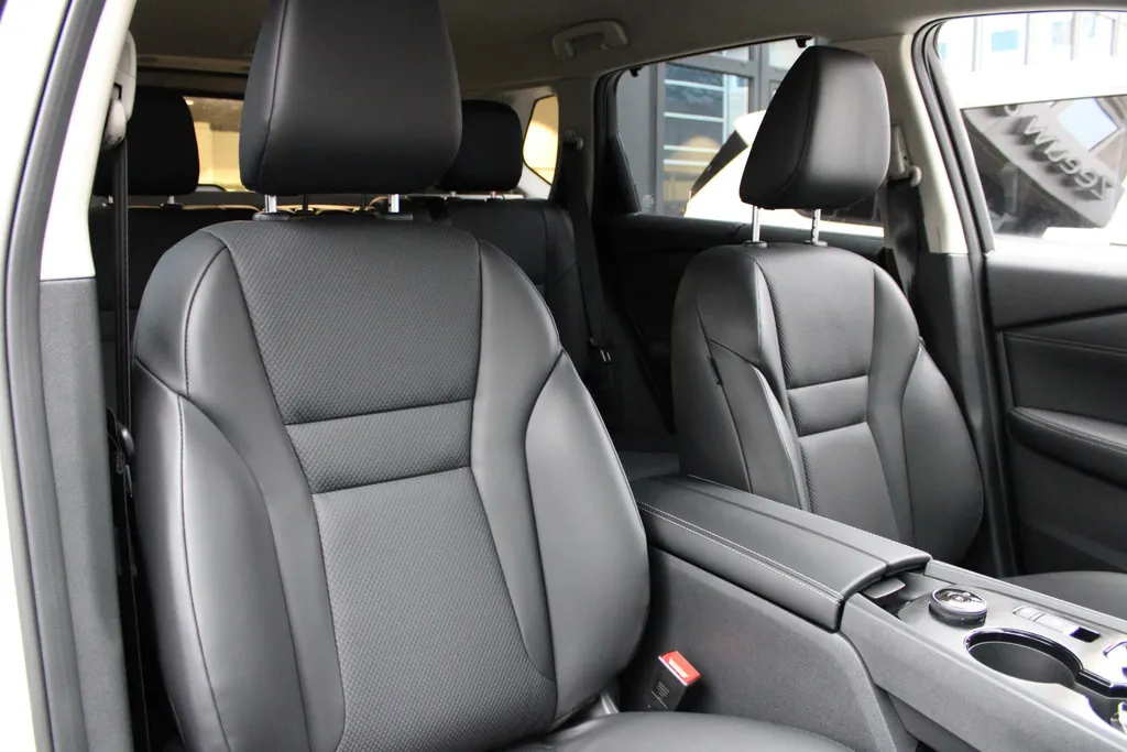 Nissan X-Trail 1.5 e-4orce N-Trek 4WD 7 persoons | €5.500,= VOORRAAD KORTING |