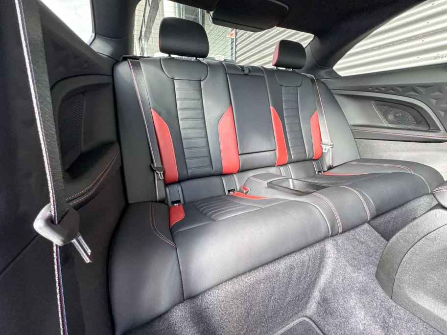 BMW 2 Serie Coupé 220i High Executive