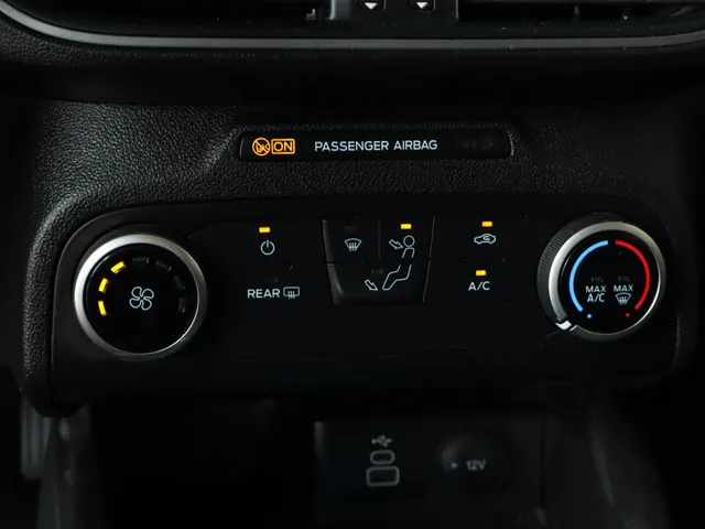 Ford Focus Wagon 1.0 EcoBoost Hybrid Connected | Nieuw model