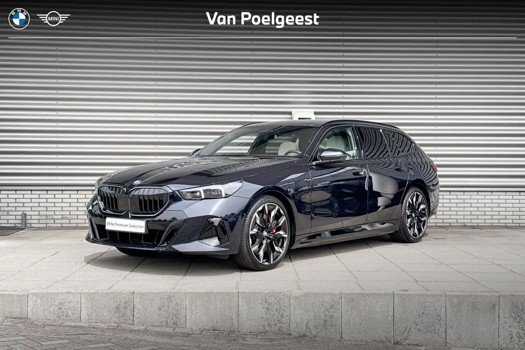 BMW 5 Serie Touring 550e xDrive