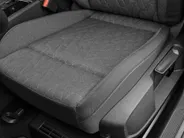 Volkswagen Golf variant Life Edition 1.5 eTSI 116 pk 7 versn. DSG · Achteruitrijcamera · draadloze telefoonlader · Trekhaak inklapbaar, met elektrische ontgrendeling ·