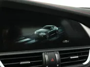 Alfa Romeo Giulia 2.0 Turbo 280 PK Competizione Q4 AWD | Harman | Veloce | 19' VERKOCHT