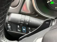 Suzuki Vitara 1.5 Hybrid Style 116PK AUTOMAAT | Parkeer sensoren| Metallic lak| 4 seizoen banden| Camera| Schuif en kanteldak| Navigatie| Stoel verwarming| Adaptieve cruise control
