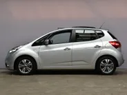 Kia Venga 1.4 CVVT 90pk Summer Edition Navigatie, Panoramadak, Trekhaak.