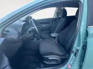 Hyundai i20 1.0 T-GDI Premium | Trekhaak| Lichtmetalen velgen| Automaat| Navigatie | Stoel verwarming| Stuur verwarming| Vol met opties!