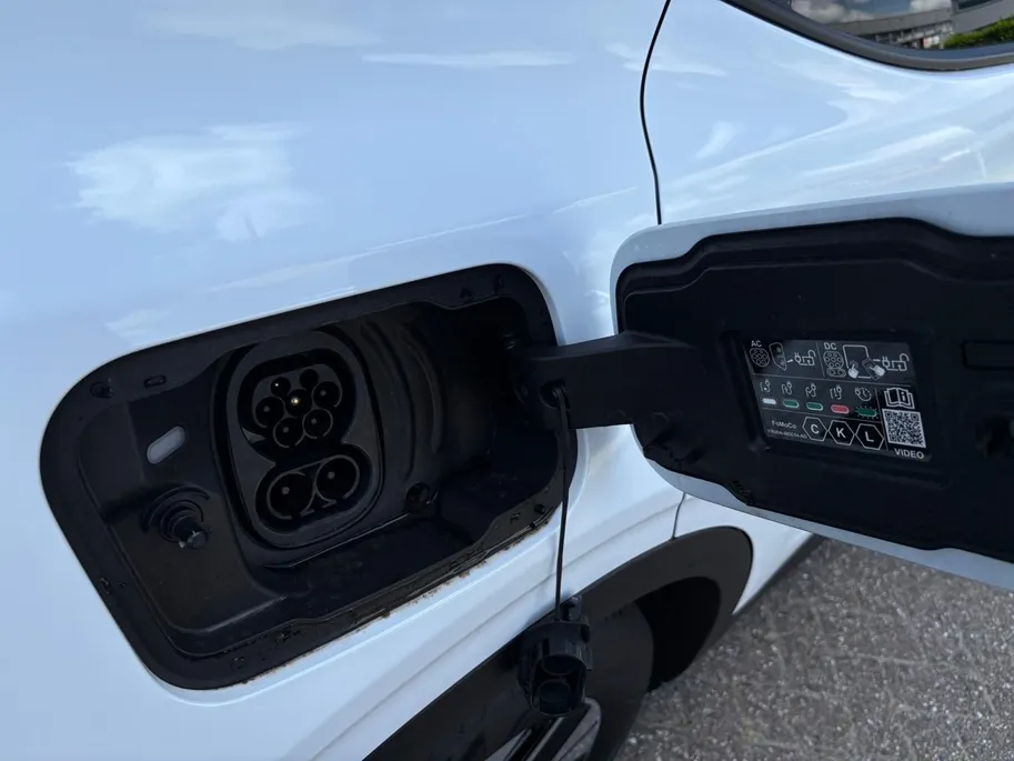 Ford Explorer Extended Range RWD 77 kWh | DEMO | Adaptieve Cruise Control | 360 Camera | Head-up Display | Apple Carplay/Android Auto | Elektr. Achterklep |