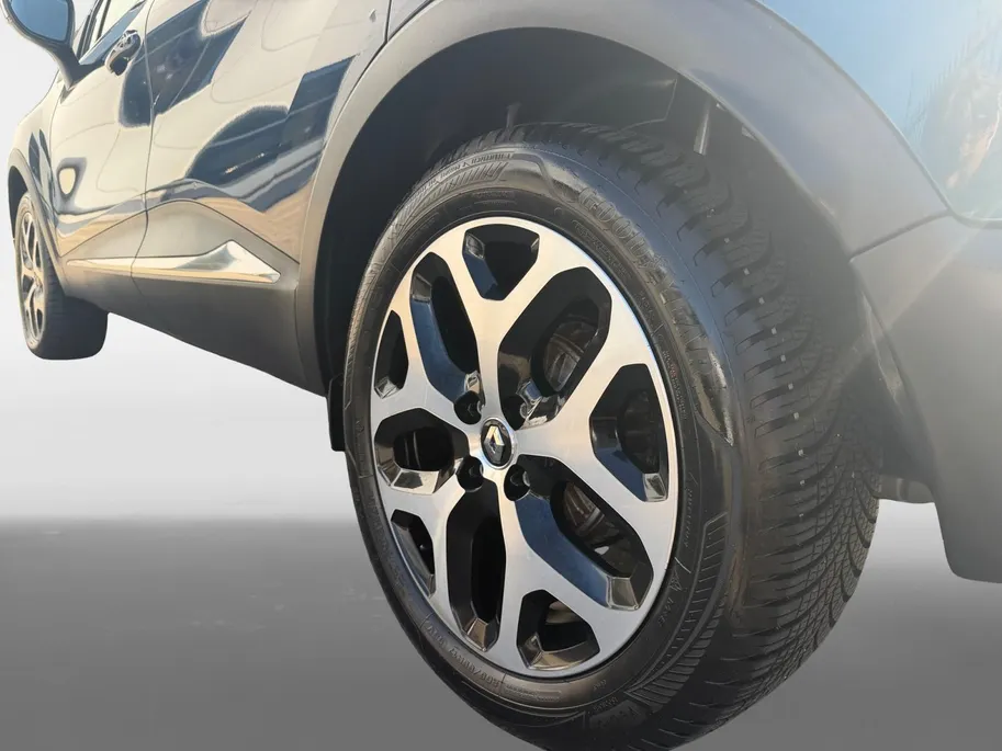 Renault Captur 1.3 TCe Intens | Trekhaak | Navigatie | Bluetooth | Cruise & Climate Control | Parkeersensoren | Camera | Onderhoudshistorie | 12 Maanden BOVAG Garantie