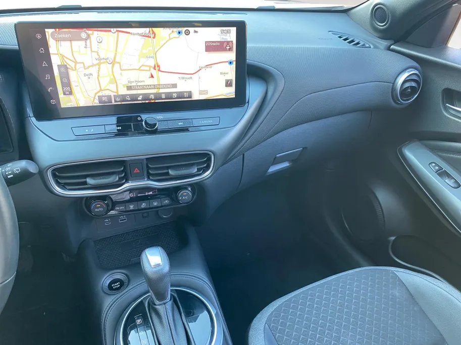 Nissan Juke 1.6 Hybrid automaat N-Connecta Sportstoelen | LED | Automaat | cruise | navi | camera | etc.