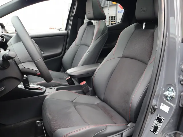 Toyota Yaris 1.5 Hybrid 130 GR Sport | Plus Pack | Panoramadak