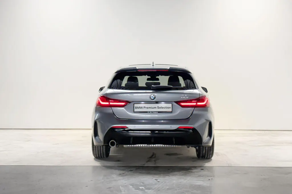 BMW 1 Serie 118i 5-deurs Model M Sport