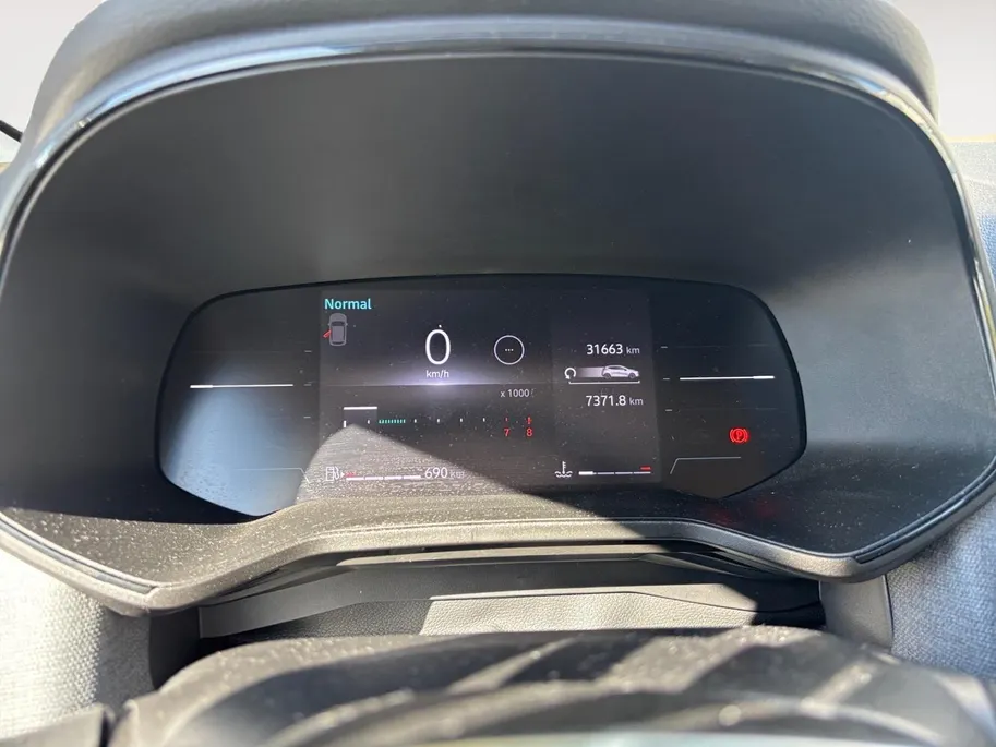 Renault Clio 1.0 TCe 90 GPF evolution AIRCO CRUISE CONTROLE PARKEERSENSOREN APPLE CARPLAY ANDROID AUTO ZEER MOOIE AUTO DEALER ONDERHOUDEN