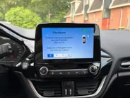 Ford Fiesta 1.0 EcoBoost Titanium | 1e Eigenaar | NL-Auto | Nieuwe distributieriem | Camera | Adaptive Cruisecontrol | Voorruitverwarming | B&O Audio | Navigatie | Apple Carplay&Android Auto | Climate Control | Dealer onderhouden |