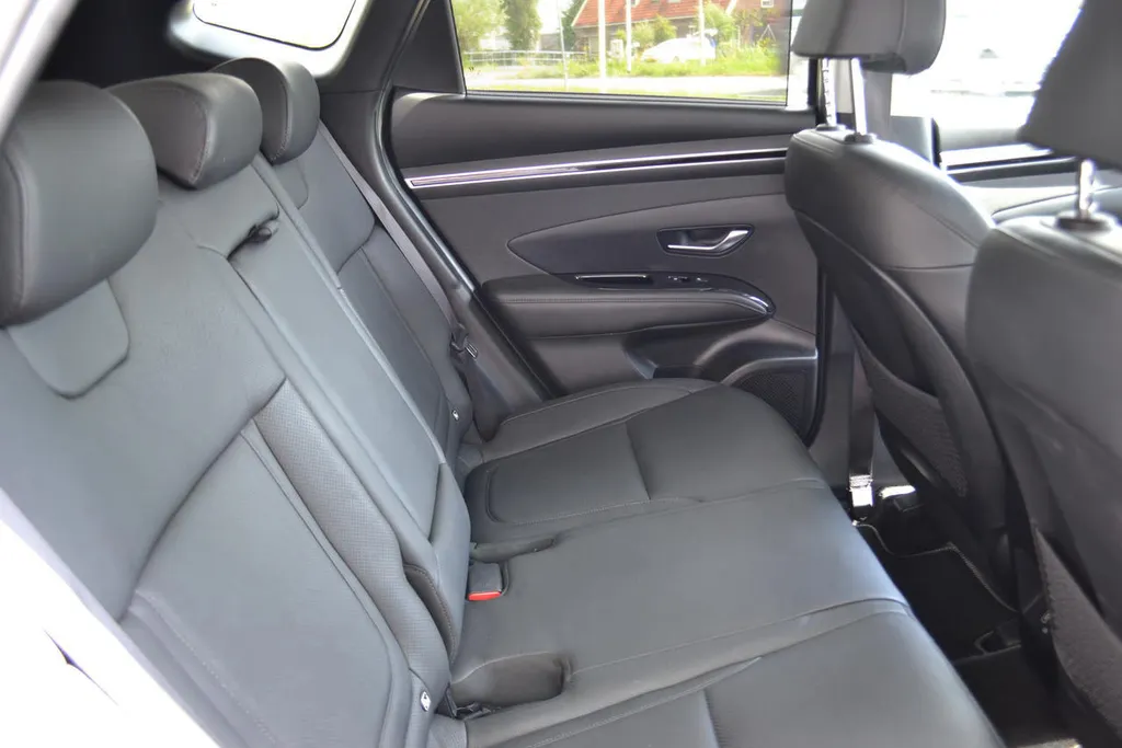 Hyundai Tucson 1.6 HEV PREMIUM|LEER|NAVI|1650KG TREKGEWICHT