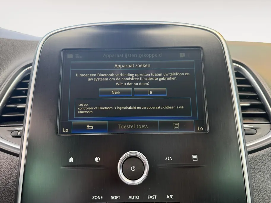 Renault Scénic 1.3 TCe Intens | Trekhaak | Camera | Bluetooth | Navigatie | Parkeersensoren | Dodehoek Detectie | Cruise & Climate Control | 12 Maanden BOVAG Garantie