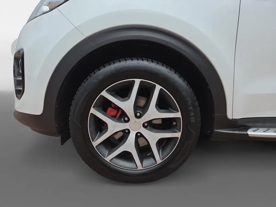 Kia Sportage 1.6 GDI DynamicLine | Dealer Onderhouden | Stoelverwarming voor en achter | camera | Navigatie | Cruise Control | LM Velgen 17' | Lader | 12 Maanden BOVAG Garantie |